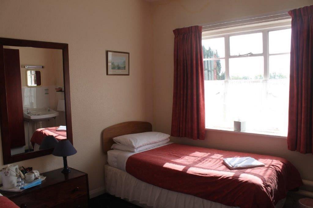 Lambert Manor Hotel Grange-over-Sands Zimmer foto